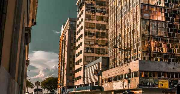 AI字体替换后有白条（AI如何替换统一颜色字体）