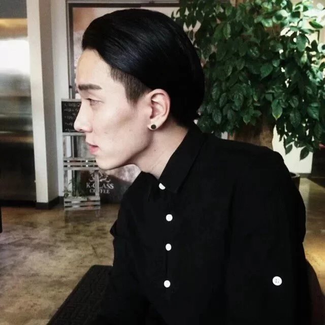 房钧伊菁