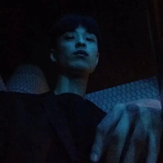 广刚彦霄
