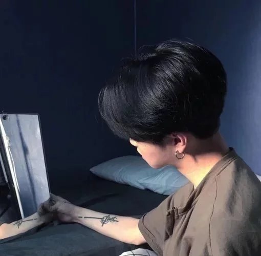 鲁元友骅