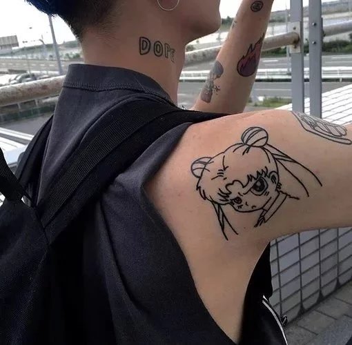 韦阅唯琳