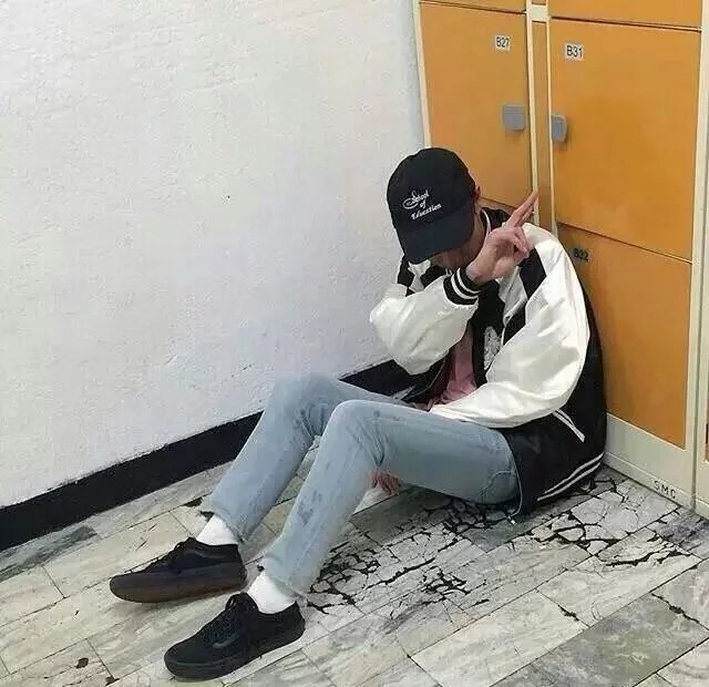 鲁腾凝毅