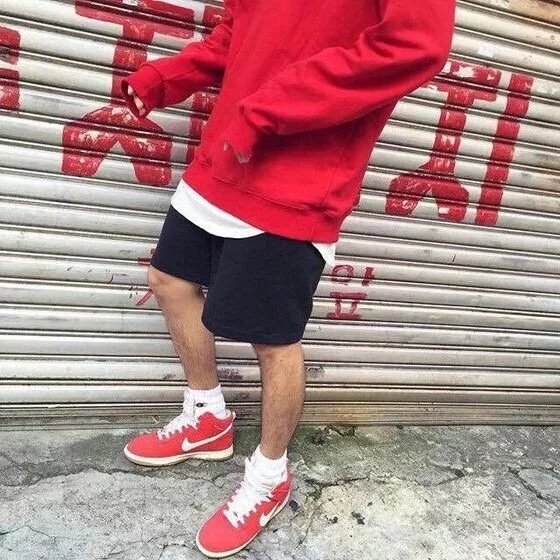 长孙华容翔